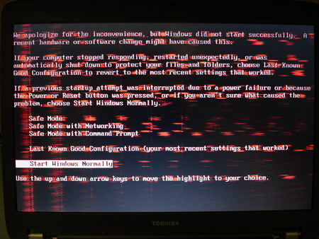 Bad reddish laptop screen